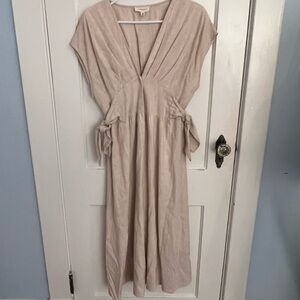 Promesa Beige Midi Dress